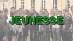 cap_sur_falaise_jeunesse