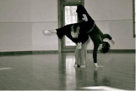 Le Relais Culturel Régional propose : stage de contact improvisation